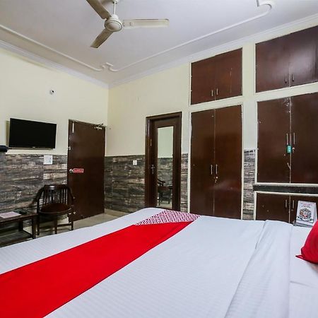 Oyo Downtown Inn Near Leisure Valley Park Gurgaon Eksteriør bilde