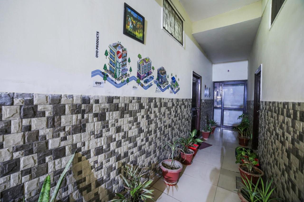 Oyo Downtown Inn Near Leisure Valley Park Gurgaon Eksteriør bilde