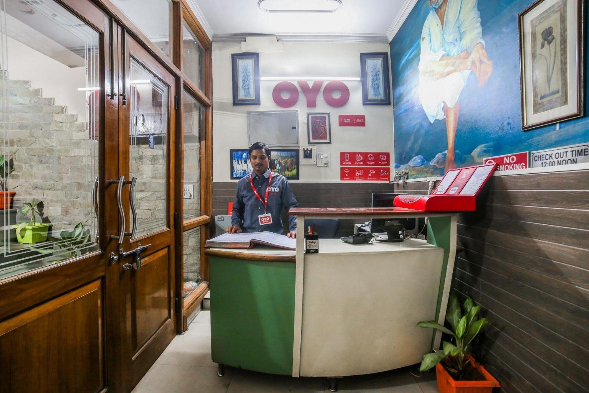 Oyo Downtown Inn Near Leisure Valley Park Gurgaon Eksteriør bilde